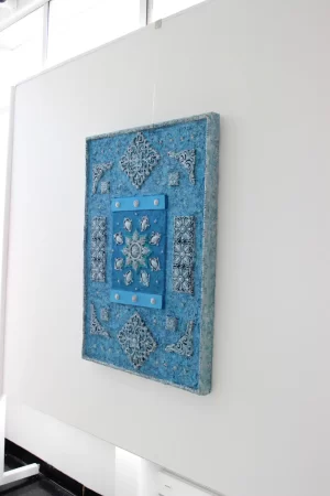 PANEL DE PARED DECORADO CON FLORES ESTILO TROPICAL